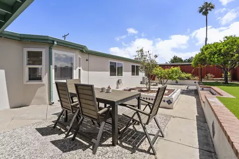 Exterior - 1005 Oneonta Ave, Imperial Beach, CA 91932 photo 4 of 6