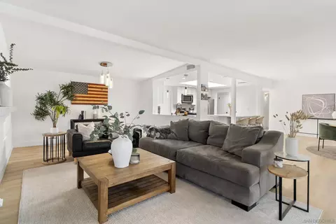 Living - 1005 Oneonta Ave, Imperial Beach, CA 91932 photo 1 of 3