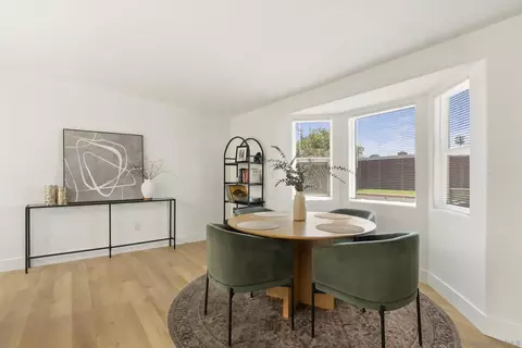 Dining - 1005 Oneonta Ave, Imperial Beach, CA 91932 photo 3 of 4
