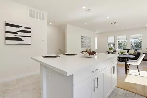 Kitchen - 4373 Pacifica #6, Oceanside, CA 92056 photo 4 of 4