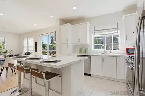 Kitchen - 4373 Pacifica #6, Oceanside, CA 92056 photo 2 of 4