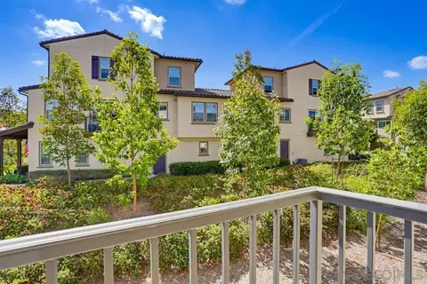 Exterior - 4373 Pacifica #6, Oceanside, CA 92056 photo 2 of 6