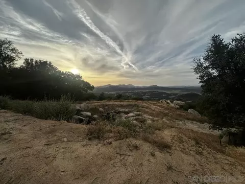 1088 Barona #1088, Lakeside, CA 92040