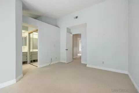 Bedroom - 5220 Mandarin Dr, Oceanside, CA 92056 photo 1 of 4