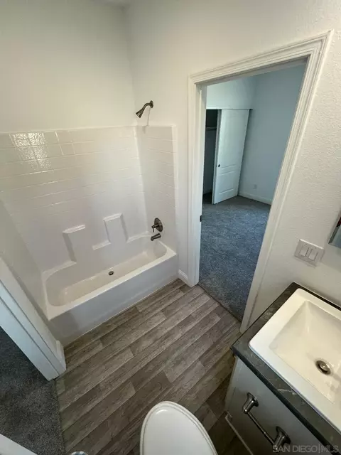 Bath - 2562 Mitten Ln, Ramona, CA 92065 photo 3 of 3