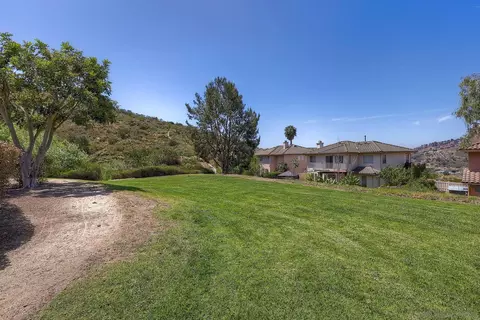 Exterior - 10160 Challenger Cir, Spring Valley, CA 91978 photo 6 of 8