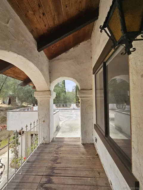 Exterior - 18055 Old Coach Rd, Poway, CA 92064 photo 2 of 22
