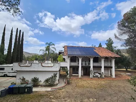 Exterior - 18055 Old Coach Rd, Poway, CA 92064 photo 14 of 22