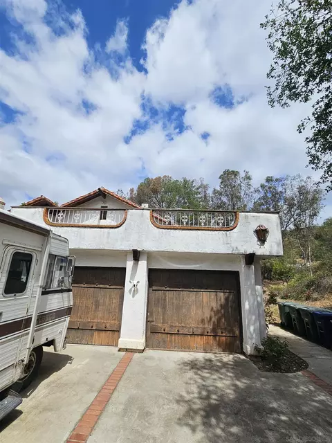 Exterior - 18055 Old Coach Rd, Poway, CA 92064 photo 7 of 22
