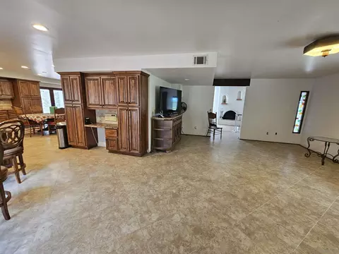 Living - 18055 Old Coach Rd, Poway, CA 92064 photo 3 of 5