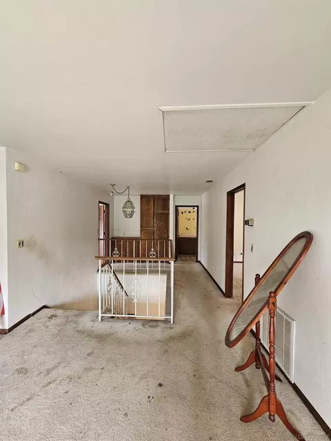 Entry Way - 18055 Old Coach Rd, Poway, CA 92064 photo 3 of 6