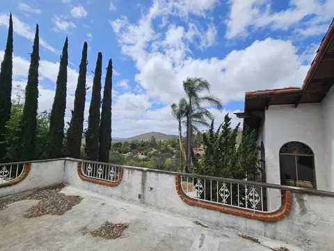 Exterior - 18055 Old Coach Rd, Poway, CA 92064 photo 19 of 22