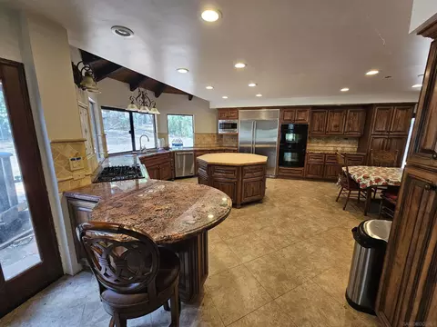 Kitchen - 18055 Old Coach Rd, Poway, CA 92064 photo 1 of 4