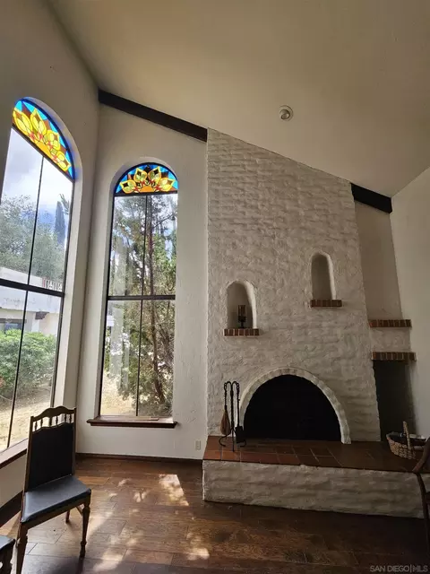 Living - 18055 Old Coach Rd, Poway, CA 92064 photo 2 of 5