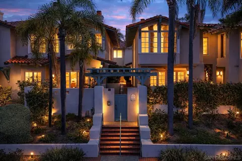7713 Ivanhoe Ave, La Jolla, CA 92037