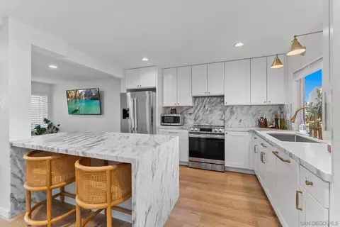 10280 Caminito Rio Branco, San Diego, CA 92131