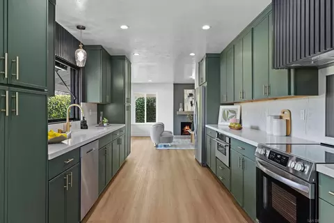 Kitchen - 4422 Point Degada, Oceanside, CA 92058 photo 1 of 4