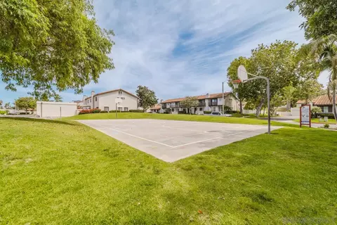 Exterior - 6859 Pear Tree Dr, Carlsbad, CA 92011 photo 10 of 11