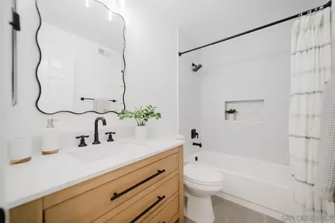 Bath - 6859 Pear Tree Dr, Carlsbad, CA 92011 photo 3 of 3