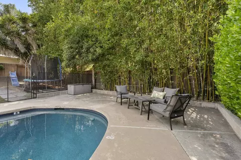 Exterior - 2521 Sarbonne Dr, Oceanside, CA 92054 photo 9 of 22