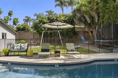 Exterior - 2521 Sarbonne Dr, Oceanside, CA 92054 photo 6 of 22