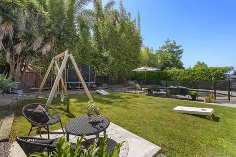 Exterior - 2521 Sarbonne Dr, Oceanside, CA 92054 photo 11 of 22