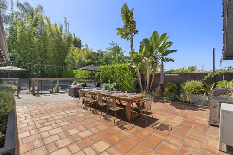 Exterior - 2521 Sarbonne Dr, Oceanside, CA 92054 photo 14 of 22