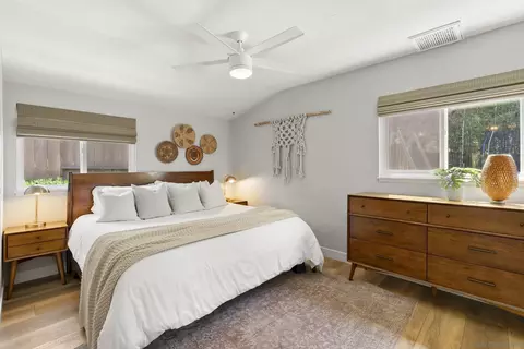 Bedroom - 2521 Sarbonne Dr, Oceanside, CA 92054 photo 1 of 8