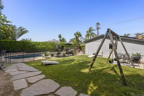 Exterior - 2521 Sarbonne Dr, Oceanside, CA 92054 photo 12 of 22