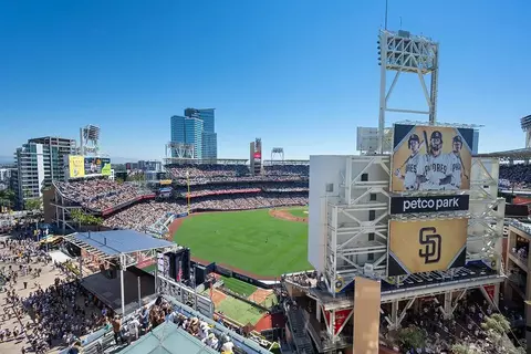 325 7th Ave #1003, San Diego, CA 92101