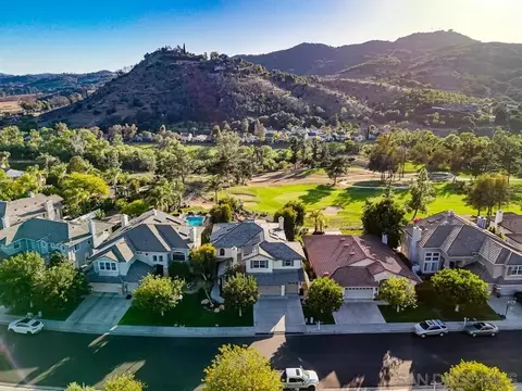 View/Area - 2327 Orchard View Ln, Escondido, CA 92027 photo 7 of 10