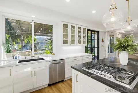Kitchen - 2327 Orchard View Ln, Escondido, CA 92027 photo 2 of 6