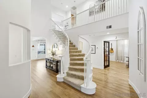 Entry Way - 2327 Orchard View Ln, Escondido, CA 92027 photo 3 of 5
