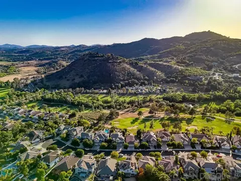 View/Area - 2327 Orchard View Ln, Escondido, CA 92027 photo 4 of 10