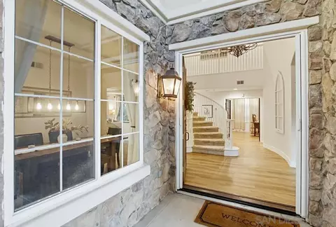 Entry Way - 2327 Orchard View Ln, Escondido, CA 92027 photo 2 of 5