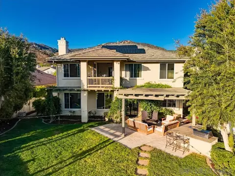 Exterior - 2327 Orchard View Ln, Escondido, CA 92027 photo 21 of 22
