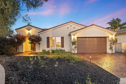 1824 Verano Vis, San Marcos, CA 92078
