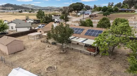 View/Area - 1368 Oakleaf Ln, Ramona, CA 92065 photo 2 of 5