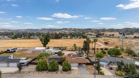 View/Area - 1368 Oakleaf Ln, Ramona, CA 92065 photo 3 of 5