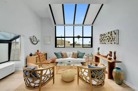 Living - 357 Playa Del Sur #3, La Jolla, CA 92037 photo 4 of 4