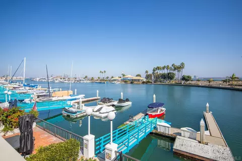 View/Area - 8 Antigua Ct, Coronado, CA 92118 photo 5 of 9