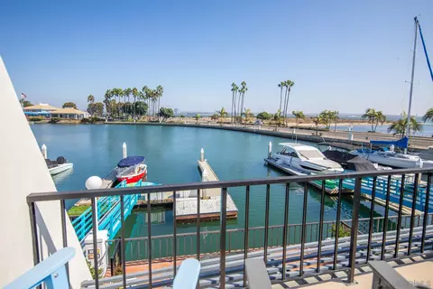 View/Area - 8 Antigua Ct, Coronado, CA 92118 photo 3 of 9
