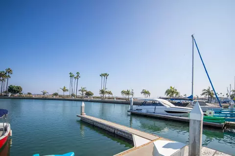 View/Area - 8 Antigua Ct, Coronado, CA 92118 photo 8 of 9