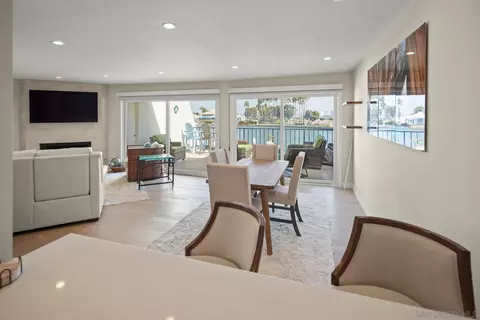 Dining - 8 Antigua Ct, Coronado, CA 92118 photo 1 of 4