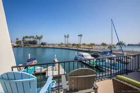 View/Area - 8 Antigua Ct, Coronado, CA 92118 photo 2 of 9
