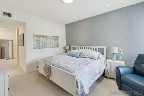 Bedroom - 5440 La Jolla #E106, La Jolla, CA 92037 photo 2 of 2