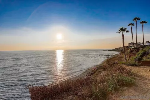 View/Area - 5440 La Jolla #E106, La Jolla, CA 92037 photo 3 of 3