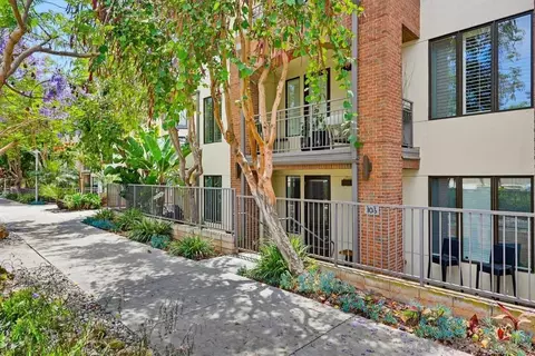 5440 La Jolla #E106, La Jolla, CA 92037