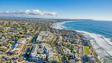 View/Area - 5440 La Jolla #E106, La Jolla, CA 92037 photo 2 of 3