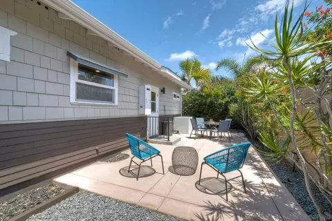 Exterior - 1027 Knowles Ave, Carlsbad, CA 92008 photo 5 of 7